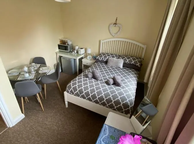 The Ashville Mews 3*