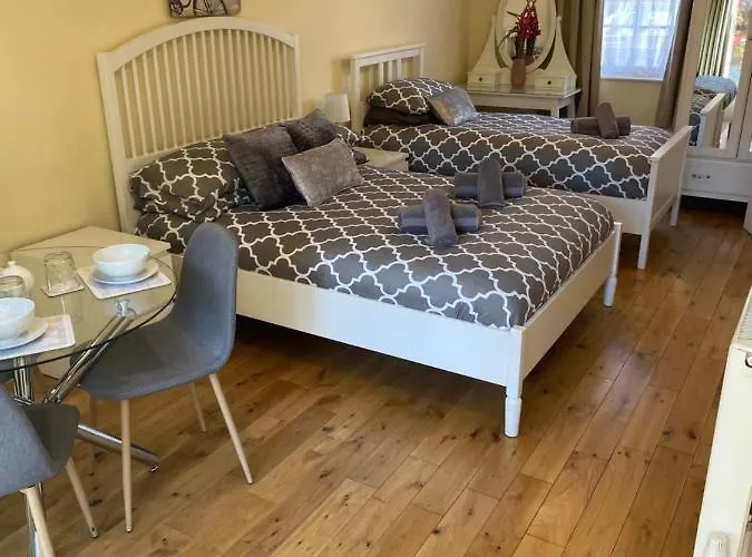 The Ashville Mews Бристоль