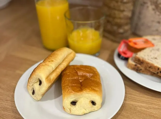 The Ashville Mews 3*